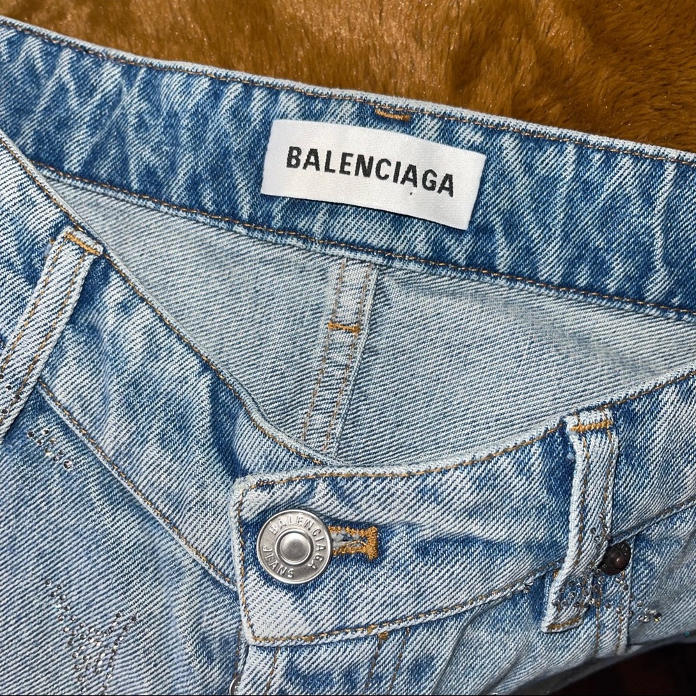 Balenciaga Crystal Eiffel Tower V-neck Denim Jeans in Blue - Picture 15 of 17